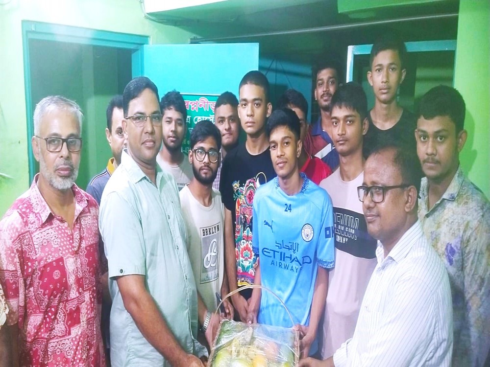 হোস্টেল পরিদর্শন