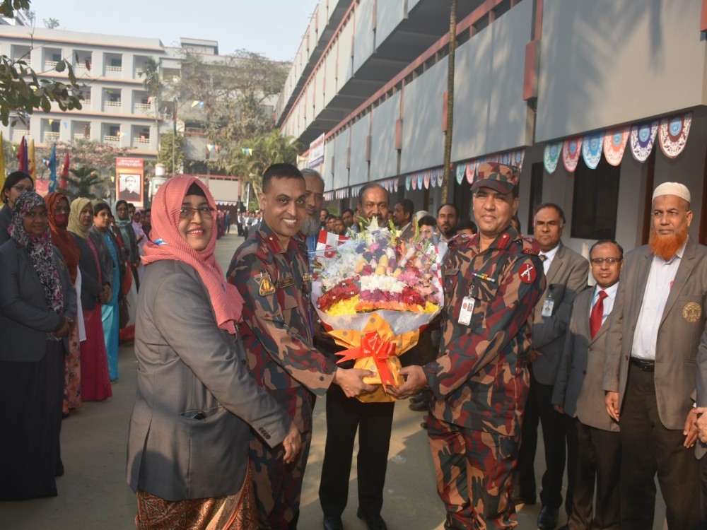 প্রিন্সিপাল স্যারের আগমন