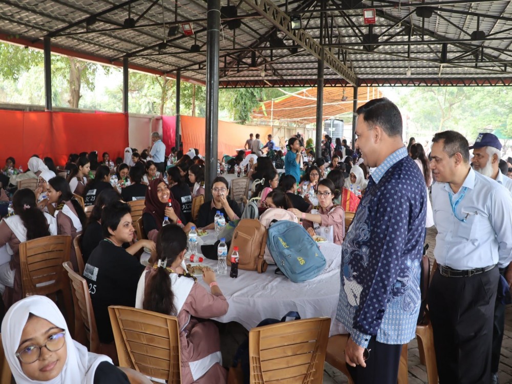 এইচএসসি ২০২৫ ব্যাচের শিক্ষার্থীদের শিক্ষা সফর