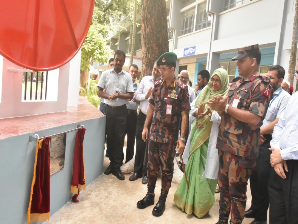 শহীদ মিনারের উদ্বোধন