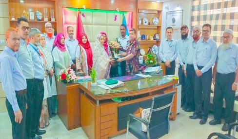 প্রতিষ্ঠানের প্রাক্তন অধ্যক্ষ শ্রদ্ধেয় শাহীনা পারভীন